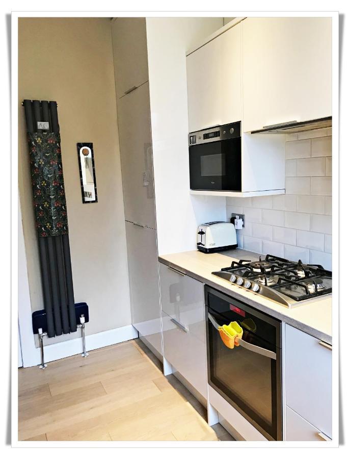Spacious And Modern 2 Bedroom Flat Near The City Centre EDI Exterior foto